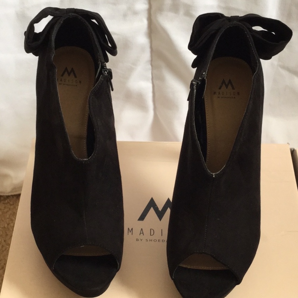 Black suede open toe boots